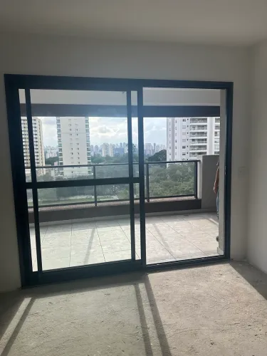 PORTA BALCÃO DE ALUMÍNIO PRETA - 2,40 x 2,20 | MODERNA E ELEGANTE