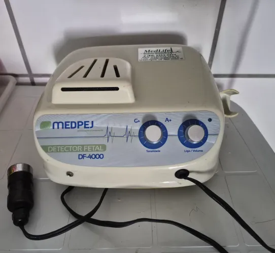 Detector Fetal de mesa modelo DF-4000 MEDPEJ