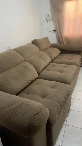 SOFÁ RETRÁTIL E RECLINAVEL EM BOM ESTADO