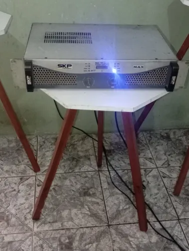 Vendo Amplificador profissional SKP