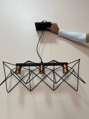 LUMINÁRIA / PENDENTE ARAMADO PRETO COM COBRE - LEROY MERLIN