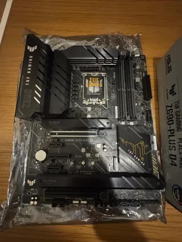 Placa-Mãe ASUS Tuf Gaming Z690-Plus D4, Intel LGA 1700 Z690, 12ª,13ª,14ª GERAÇÃO