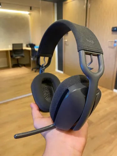 HEADSET LOGITECH ZONEVIBE 100 - SEM FIO