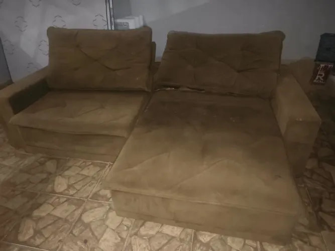 Sofá semi novo vira cama 500 pagamento no ato da entrega 