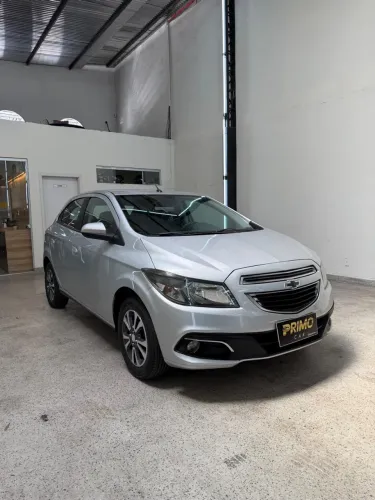 Chevrolet Onix Hatch LTZ 1.4 8V Flex Power Mec. 4P 2015