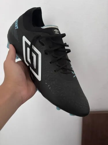 chuteira umbro adamant tamanho 44