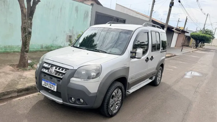 Fiat Doblo Adv/adv Tryon/locker 1.8 Flex 2013
