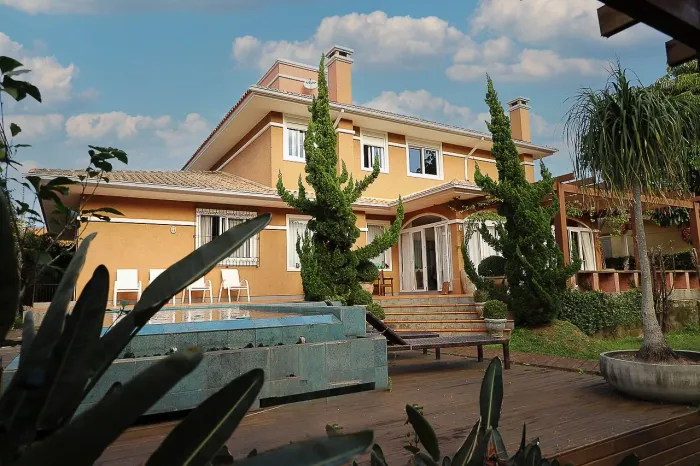 Casa de Alto Padrão na Lagoa Village 1 - Conforto, Espaço e Lazer