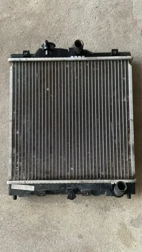 Radiador Honda Civic 1996-2000 Manual (ótimo estado)