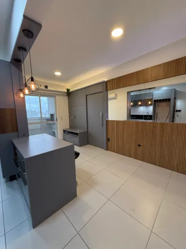 Alugo apartamento.