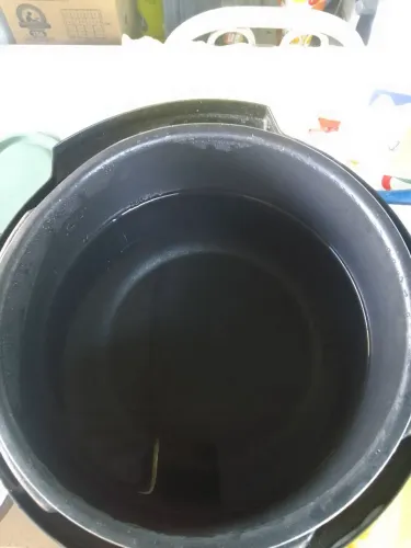 Panela de pressão elétrica,127wats marca Midea top