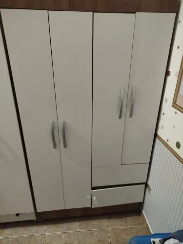 Vendo guarda roupa pequeno