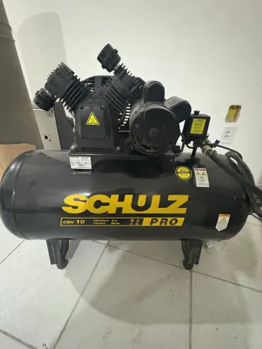 Compressor Schulz CSV 10 Pro 110L 2HP 140 PSI - Profissional
