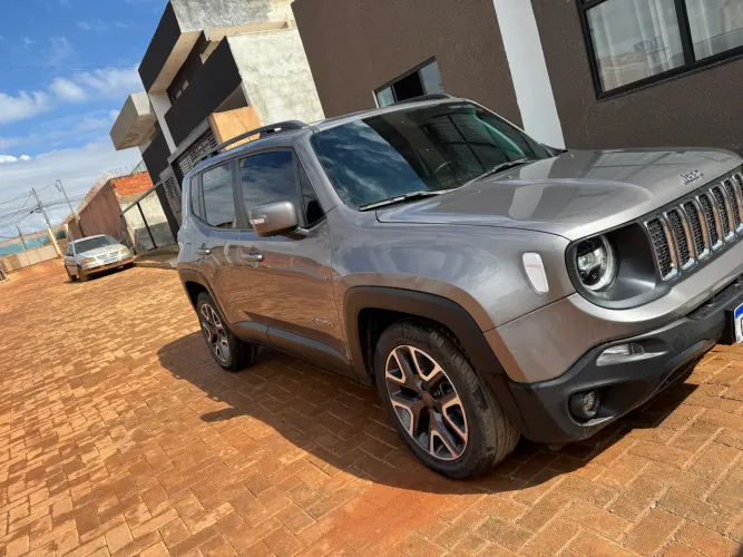 Jeep Renegade Longitude 1.8 4X2 Flex 16V Aut. 2021