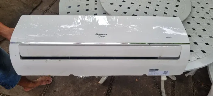 Vendo Split Midea 18.000BTUs