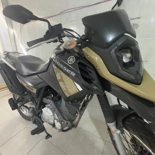Moto econômica e confortável pra vender hoje