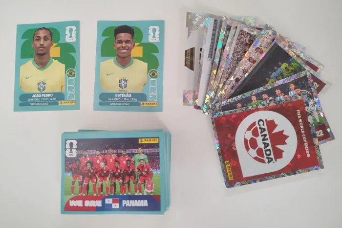Pacote de 110 figurinhas da Copa de 2026 sem repetição 