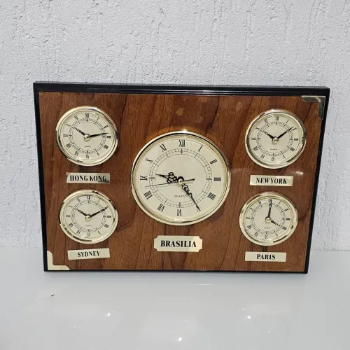 Relógio de Parede Fuso Horário Mundial 5 Cidades - Vintage Madeira