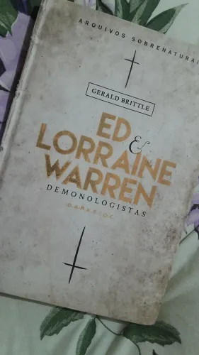 Livro - Ed & Lorraine Warren: Demonologistas