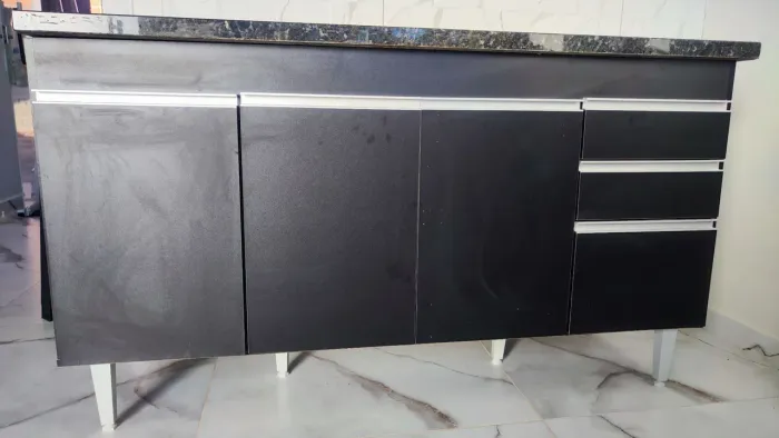 Pia de cozinha 1,5m com armário