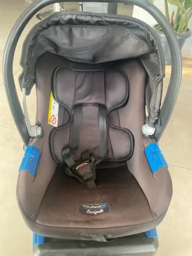 Bebê conforto burigoto