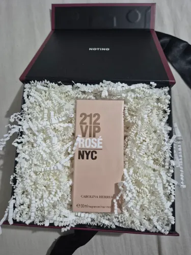 Perfume 212 VIP rose NYC