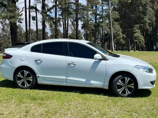 Renault Fluence Sedan GT Sport 2013