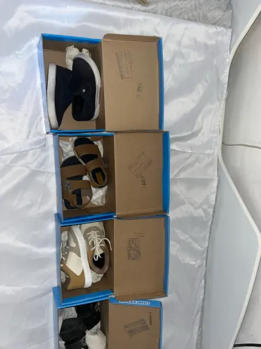Sandália e sapatos infantis do 19 ao 21