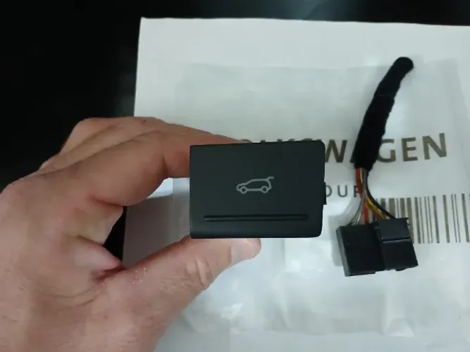 Botão abertura porta malas - Voyage G5