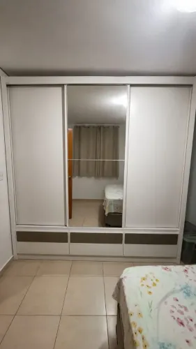 Guarda Roupa