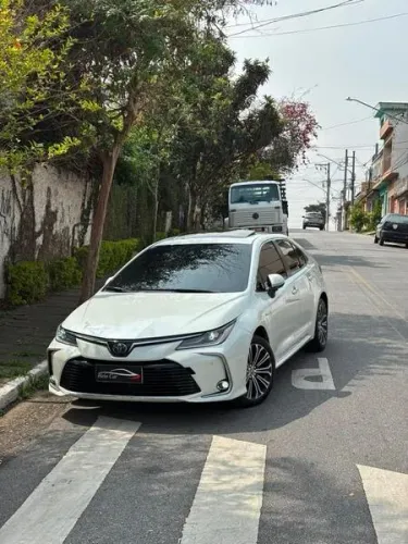 Toyota Corolla Altis Prem. Hybrid 1.8 Flex AUT 2020