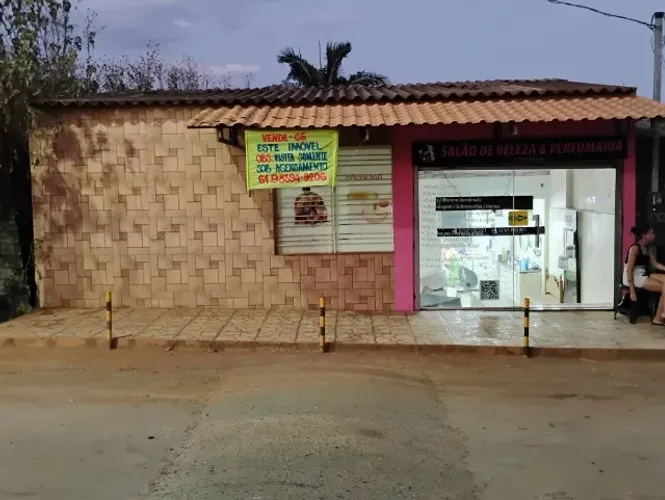 Oportunidade única! Seu negócio e sua casa no mesmo lugar! (Comercial e Residencial)