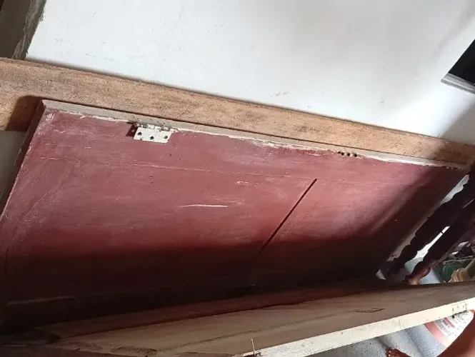 Porta de segunda mão