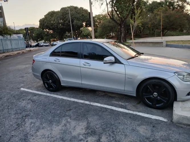 Mercedes-Benz C-180 CGI Classic 1.8 16V 156cv Aut. 2011