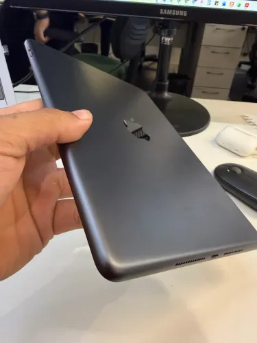 iPad 9 64gb - Ótimo Estado - Envio OLX Pay - Faço Troca e Parcelo 18x