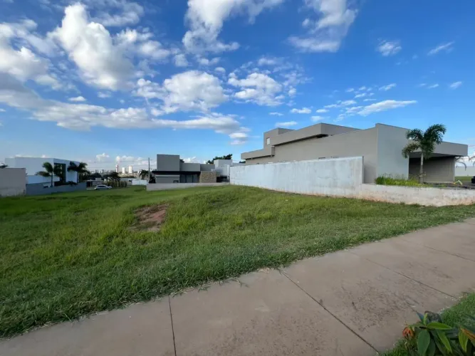 Terreno à venda, 372 m² por R$ 380.000,00 - Condomínio Tamboré - Bauru/SP