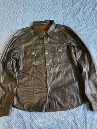 Camisa em couro masculina