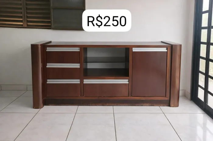 Vendo armário.