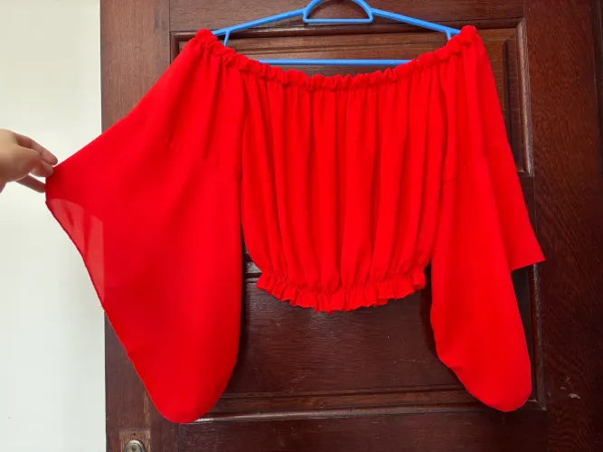 Blusa cigana vermelha