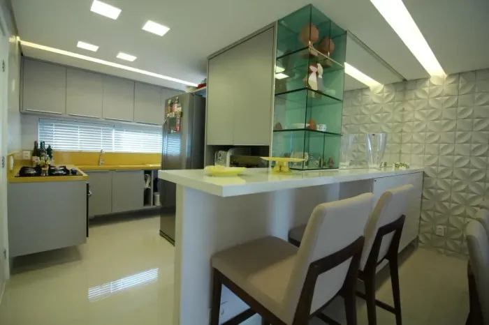 BOA VIAGEM PALACE | 90m2 | lazer completo e 02 vagas | local. centralizada | 03 qts