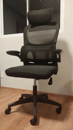 Cadeira de escritório ergonômica mesh Python Fly