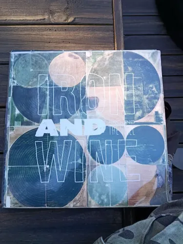 Vinil LP Iron and Wine Around The Well TRIPLO
