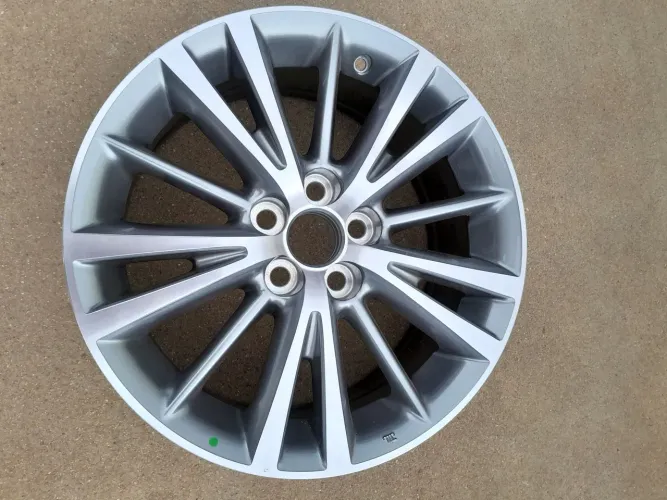 Roda avulsa aro 16 original corolla