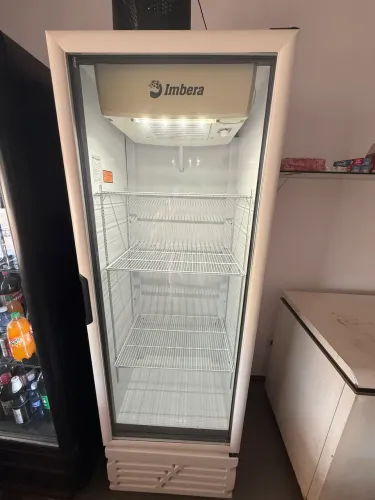 Freezer Vertical Imbera / Expositor de bebidas