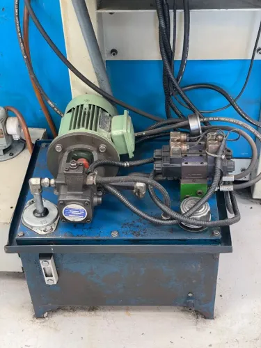 Chanfradora de Engrenagens CNC - Modelo YK 9332