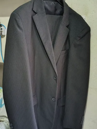 Terno preto listrado 
