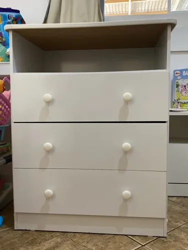 Cômoda 3 gavetas 