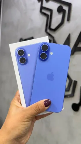 iPhone 16 Ultramarine - 128GB (NOTA + GARANTIA)