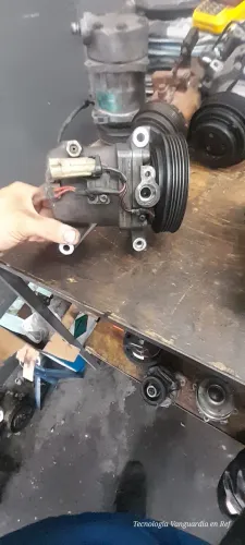 Compressor ar condicionado gran siena