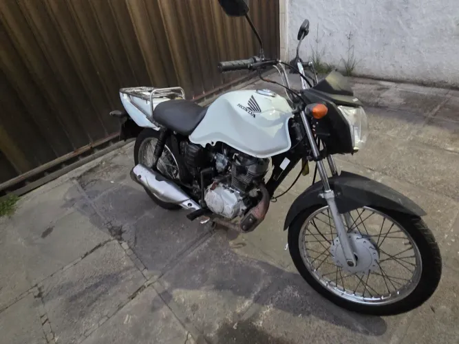 Honda cargo 2015 emplacada 2026